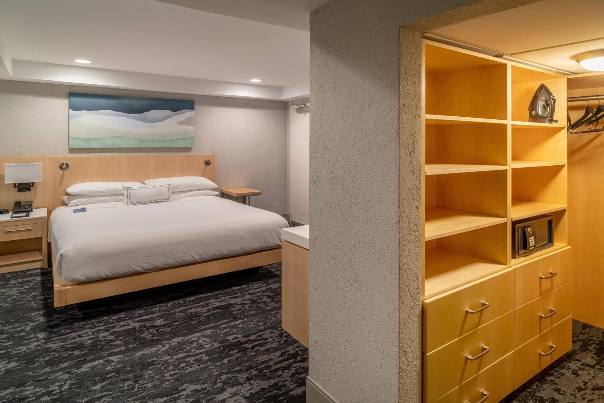 Delta Hotels By Marriott Huntington Downtown Bagian luar foto