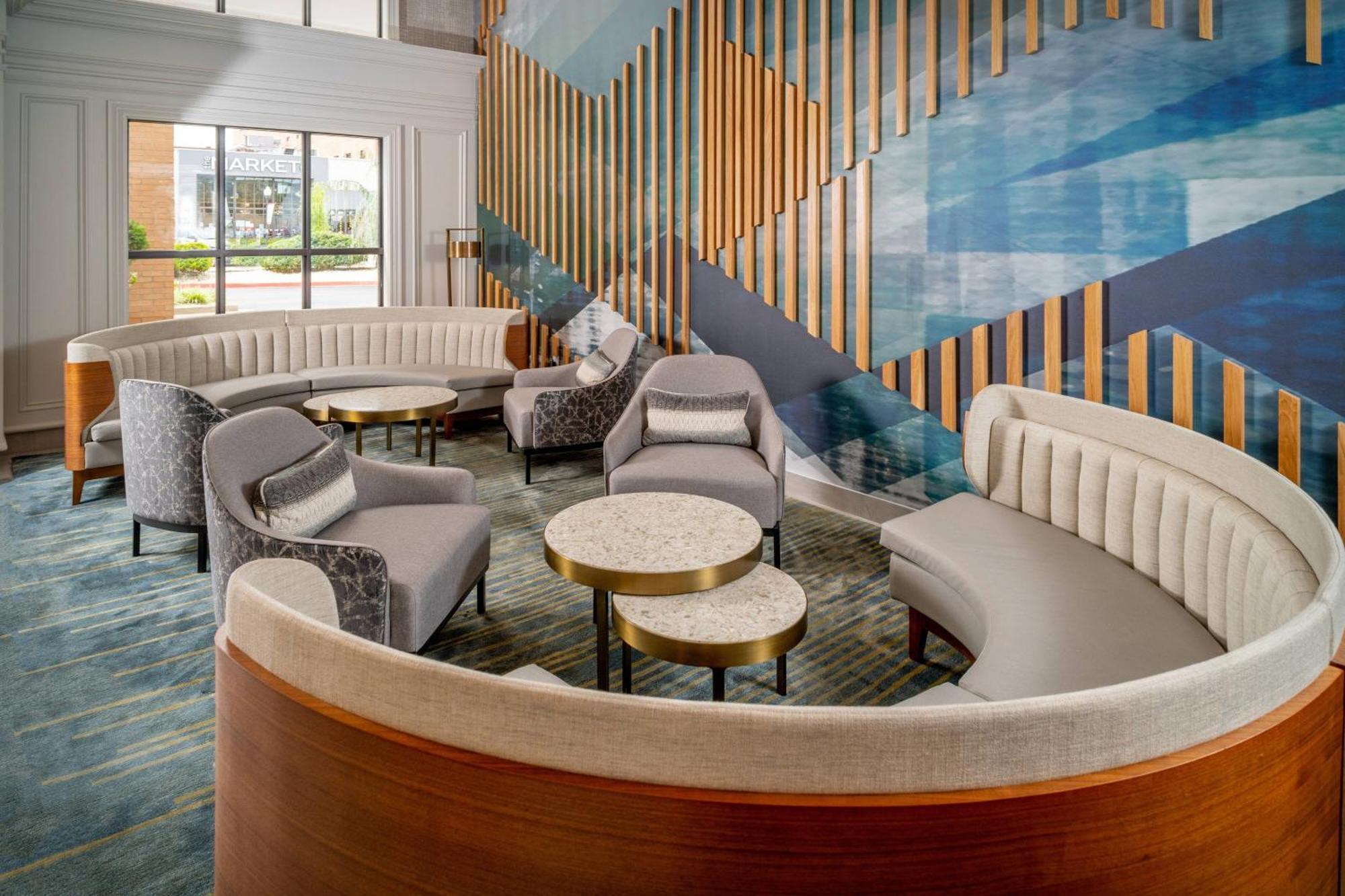 Delta Hotels By Marriott Huntington Downtown Bagian luar foto