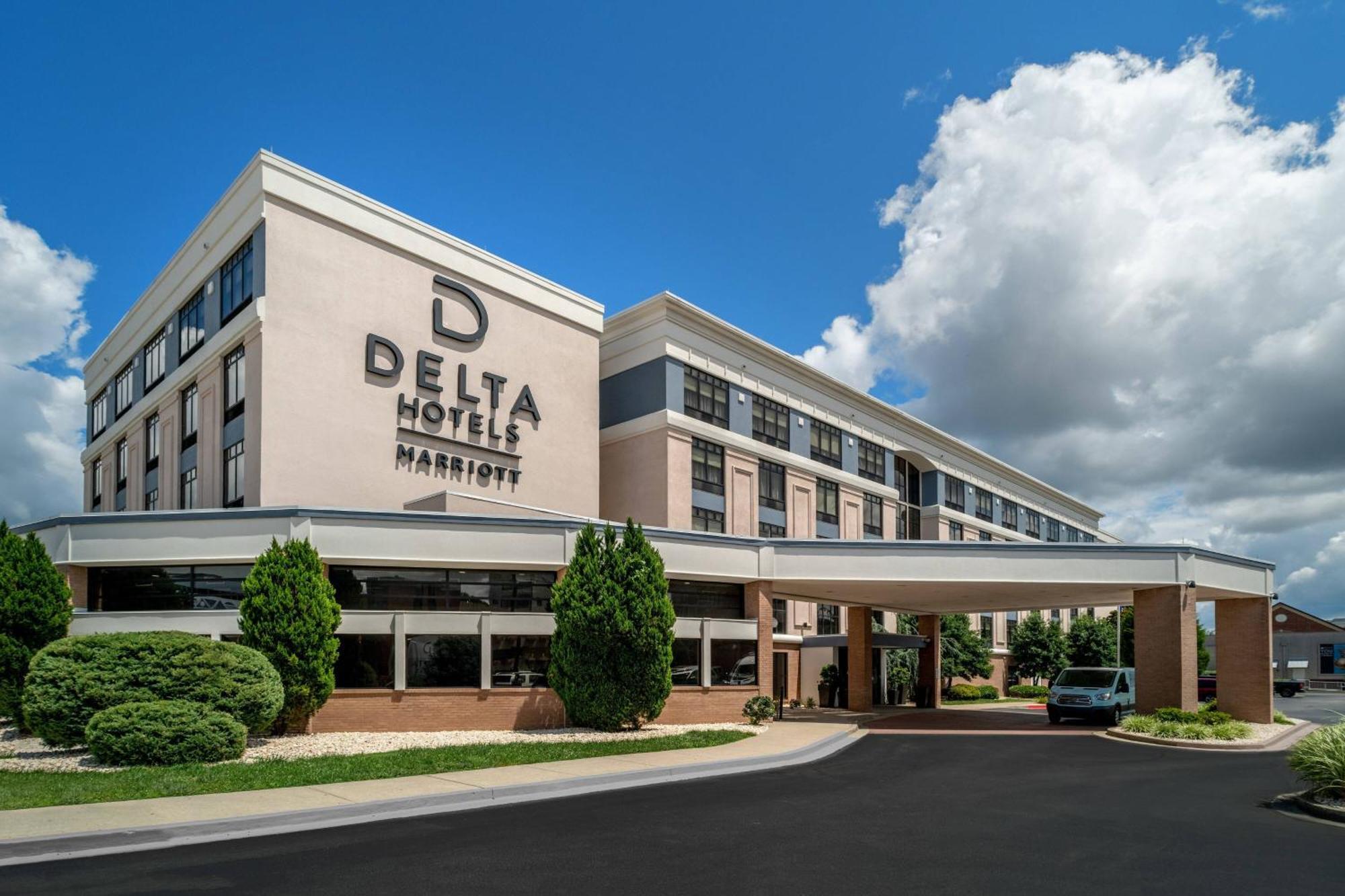 Delta Hotels By Marriott Huntington Downtown Bagian luar foto