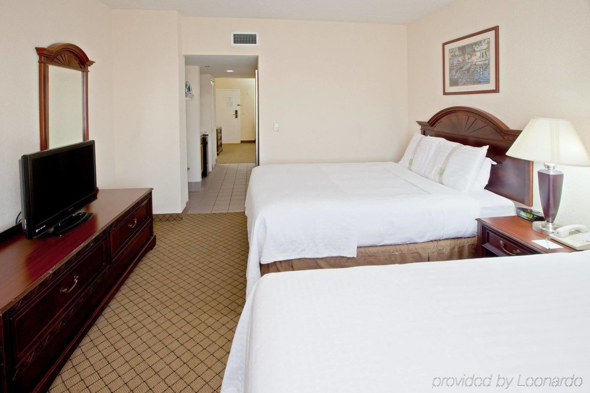 Delta Hotels By Marriott Huntington Downtown Bagian luar foto
