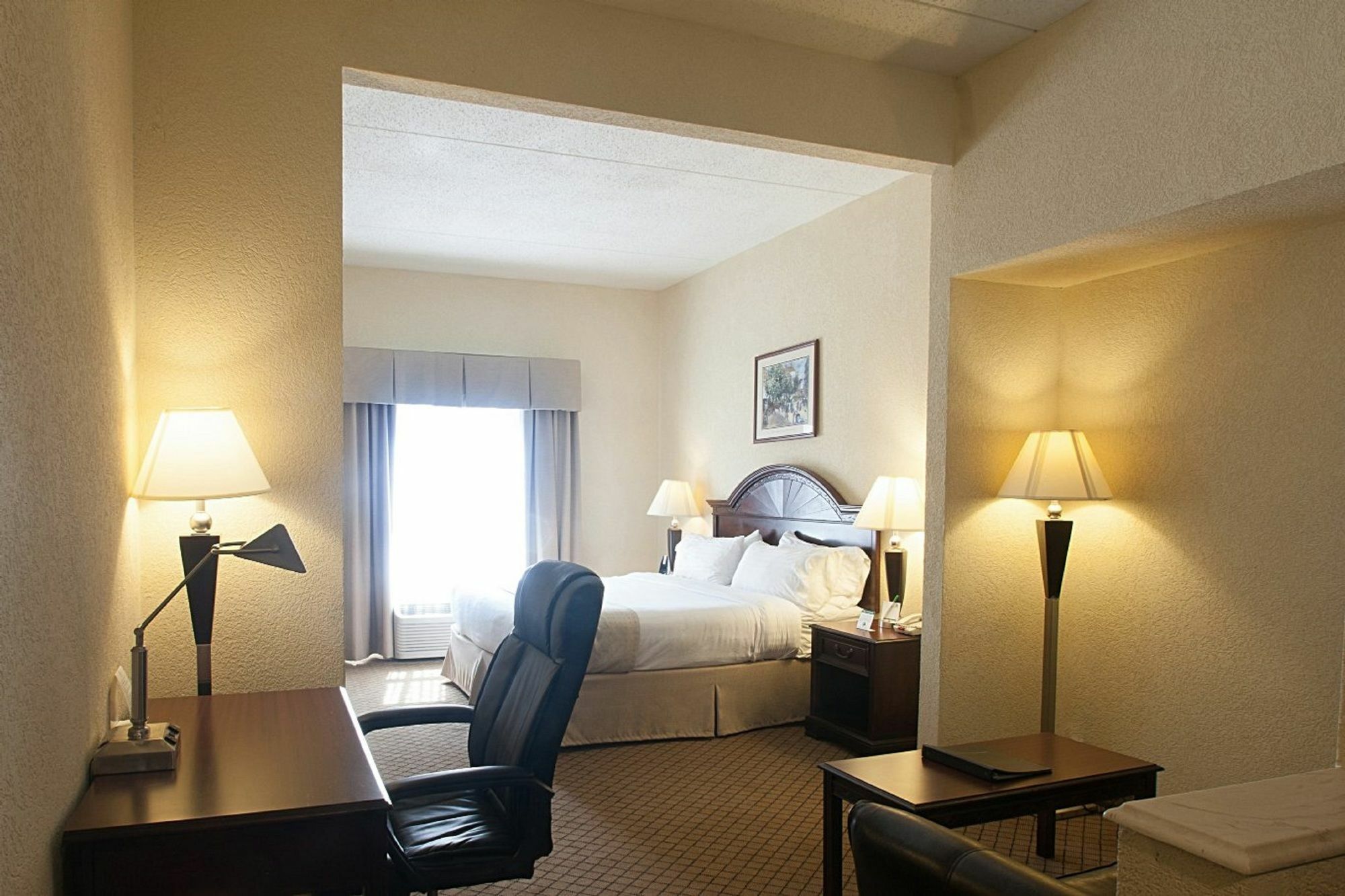 Delta Hotels By Marriott Huntington Downtown Bagian luar foto