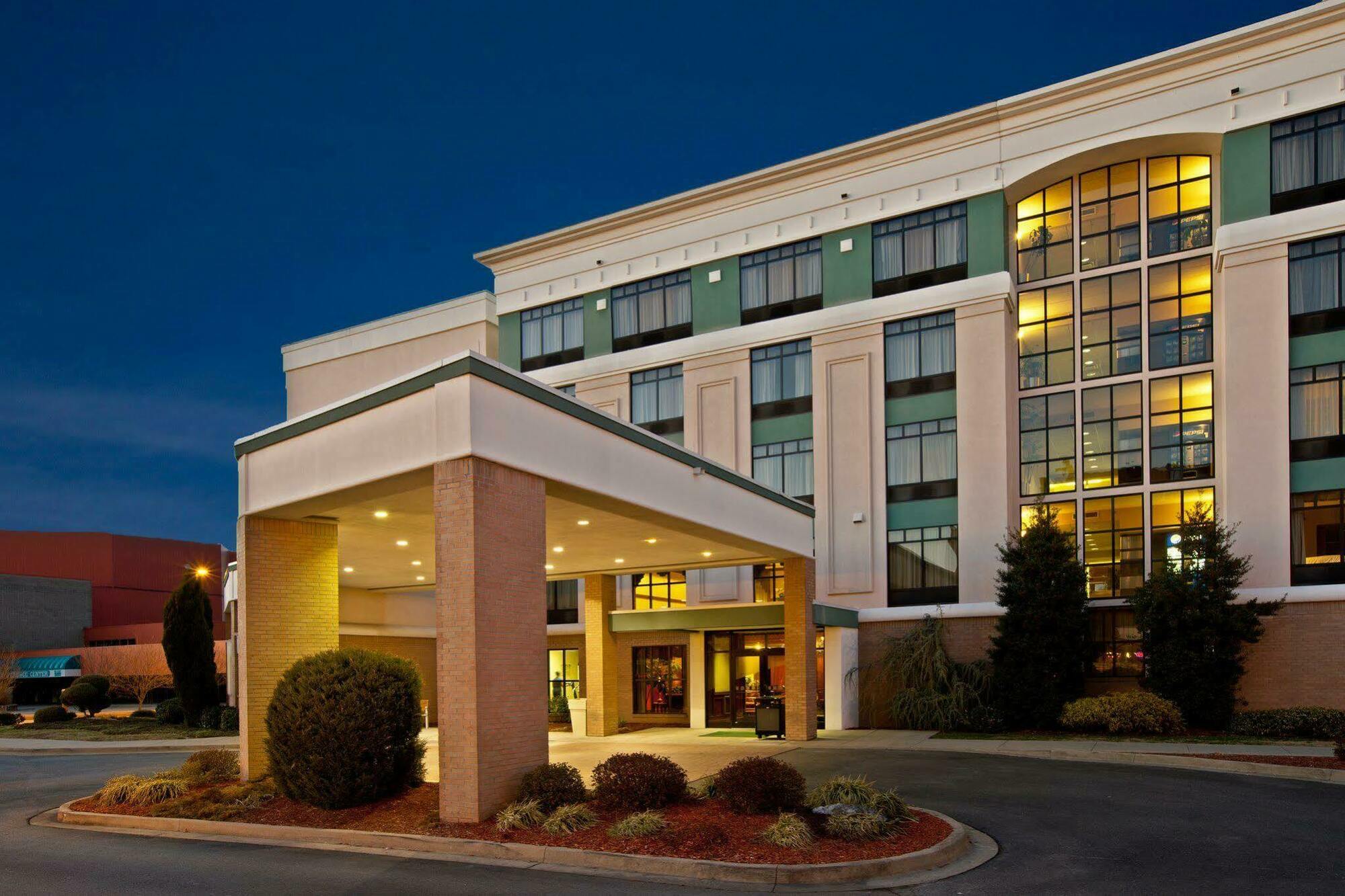 Delta Hotels By Marriott Huntington Downtown Bagian luar foto